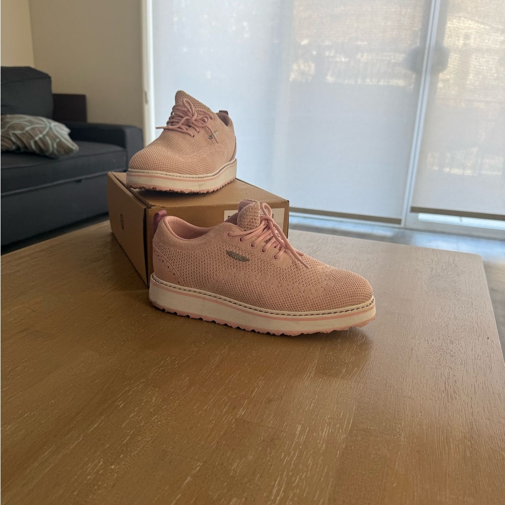 Stylish Women's Pink Athletic Shoes